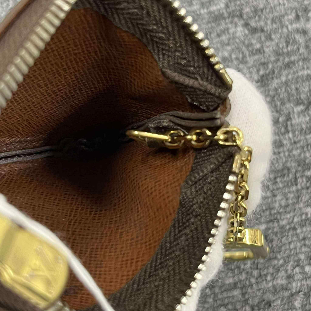 LV Key Cles