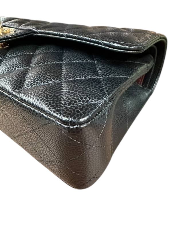 Chanel classic Medium Caviar