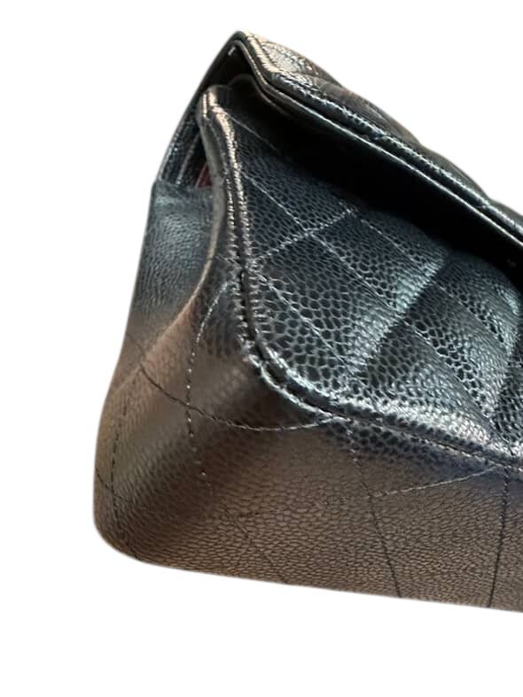 Chanel classic Medium Caviar