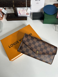 LV Sarah Wallet