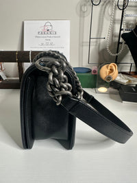 Chanel Boy Bag medium Ruthenium Hardware