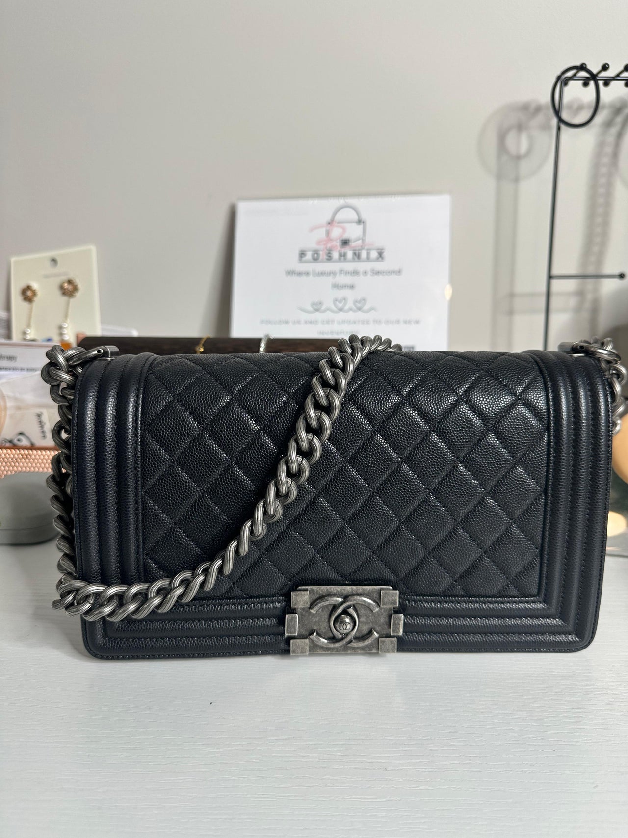 Chanel Boy Bag medium Ruthenium Hardware