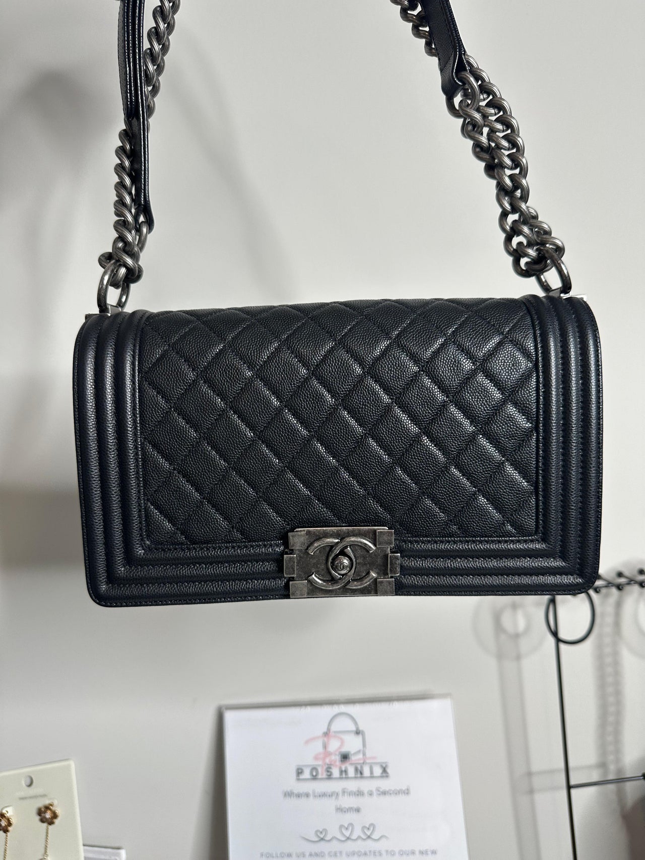 Chanel Boy Bag medium Ruthenium Hardware