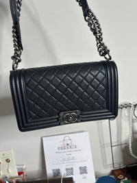 Chanel Boy Bag medium Ruthenium Hardware