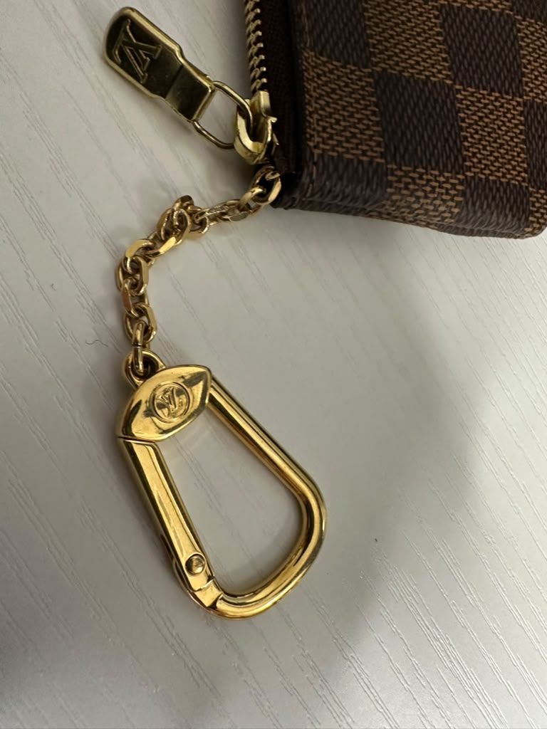 LV Damier Key Cles