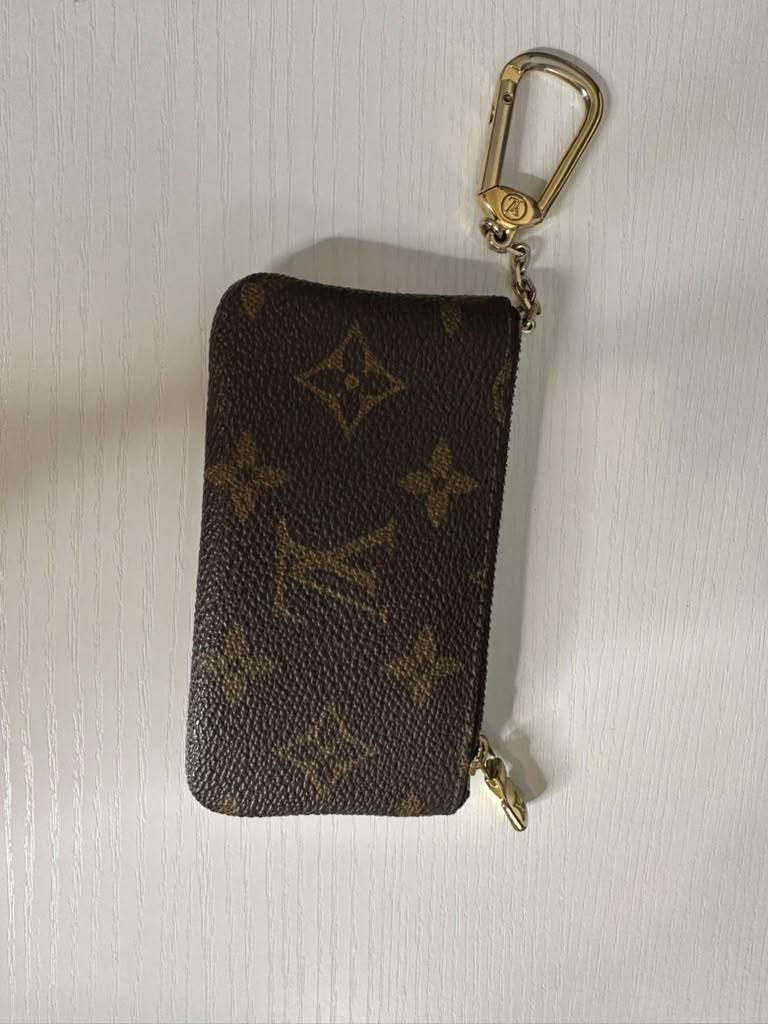 LV Key Cles Monogram