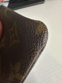 LV Key Cles Monogram