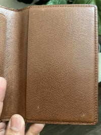 LV Mono Passport