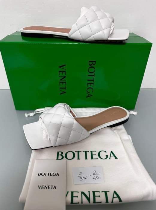 Bottega Veneta Shoes Size 37