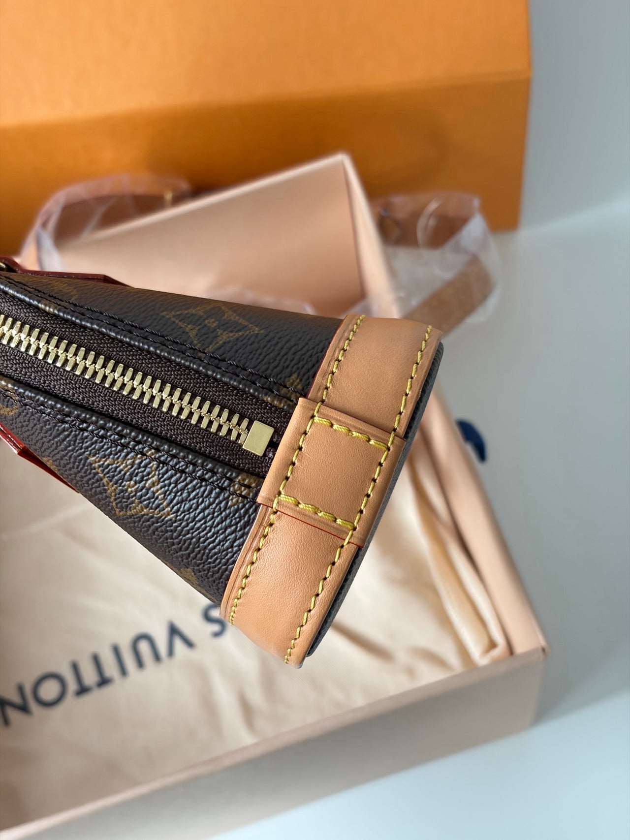 LOUIS VUITTON Alma Nano – Monogram Canvas