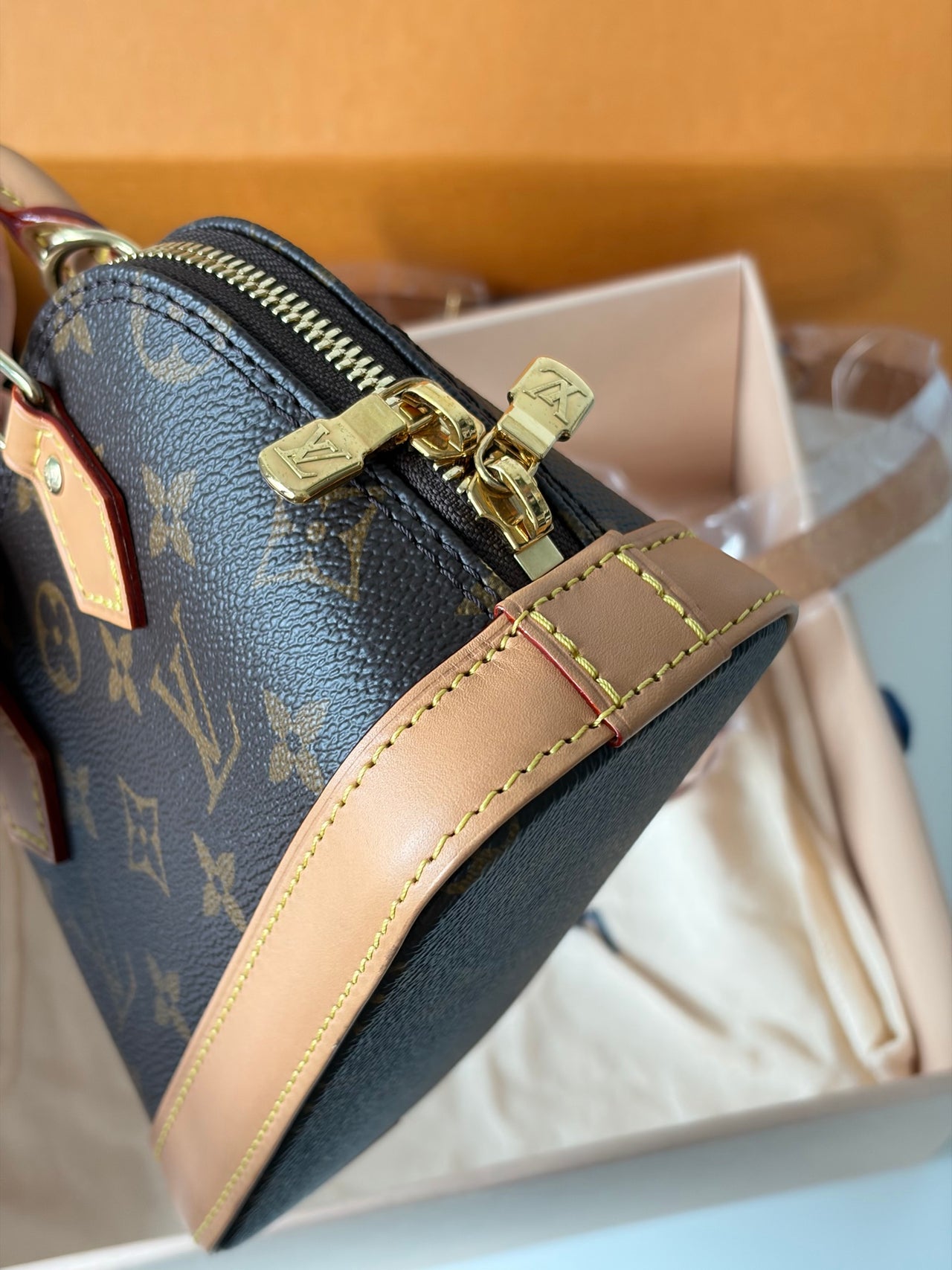 LOUIS VUITTON Alma Nano – Monogram Canvas