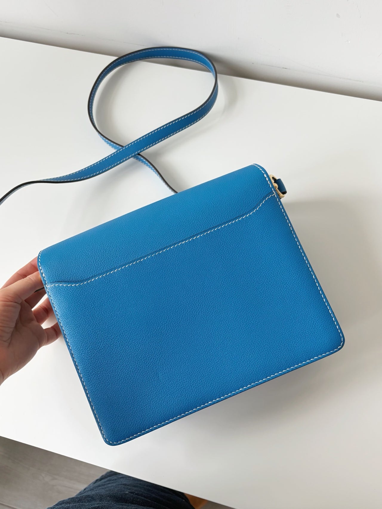 HERMÈS Roulis 23 – Blue Evercolor Calf Leather with Gold Hardware