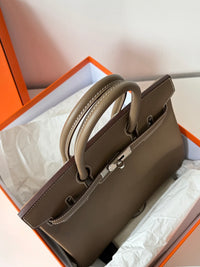 HERMÈS Birkin 30 – Elephant Gray Epsom Leather with Silver Hardware