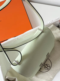 HERMÈS Constance 19 – Boucle Green Epsom Leather with Silver Hardware