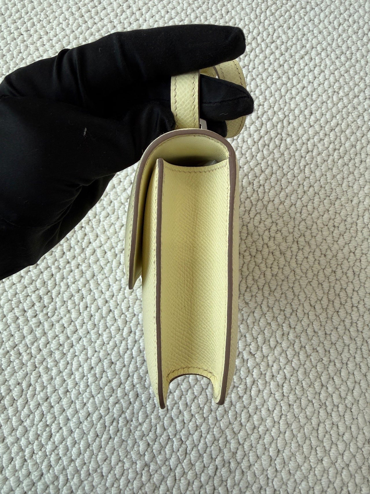 HERMÈS Constance 18 – Elan Yellow Epsom Leather with Silver Hardware