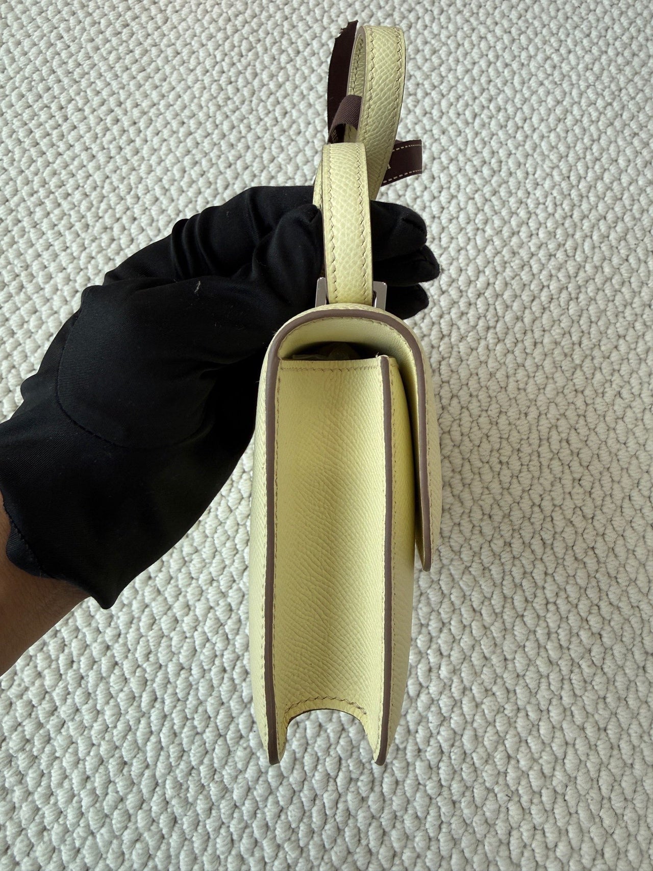 HERMÈS Constance 18 – Elan Yellow Epsom Leather with Silver Hardware