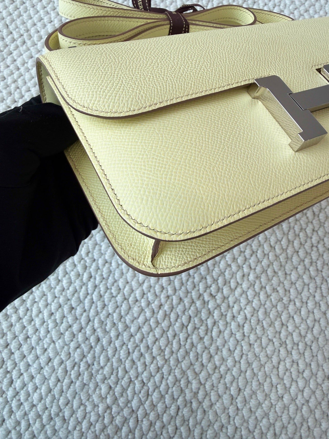 HERMÈS Constance 18 – Elan Yellow Epsom Leather with Silver Hardware