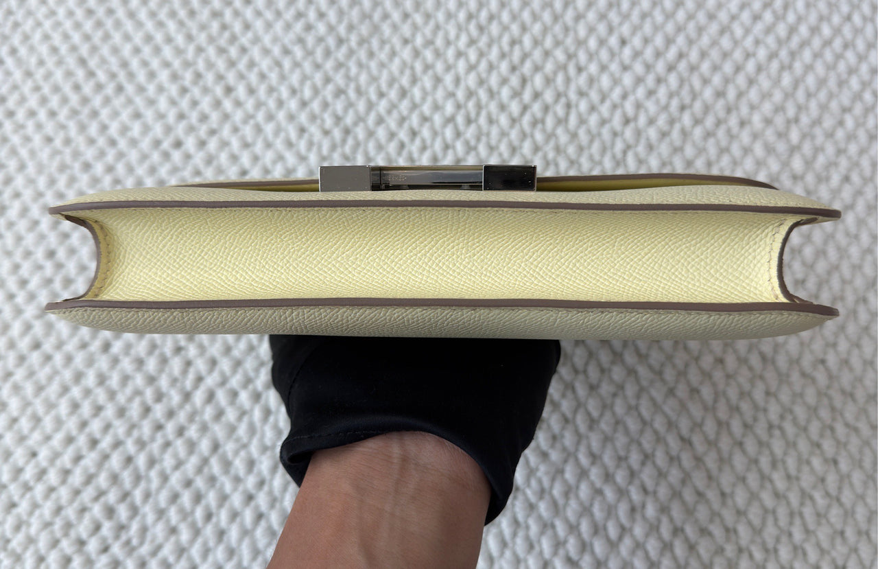 HERMÈS Constance 18 – Elan Yellow Epsom Leather with Silver Hardware