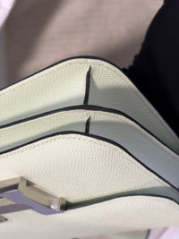 HERMÈS Constance 19 – Boucle Green Epsom Leather with Silver Hardware