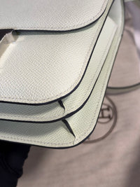 HERMÈS Constance 19 – Boucle Green Epsom Leather with Silver Hardware